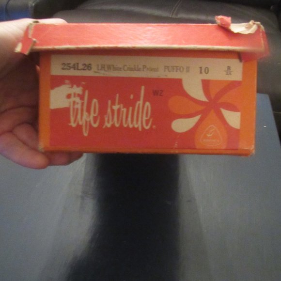 TOTALLY VINTAGE! Silver Clubbing Sandals from the 70's! IN ORIGINAL BOX! ~ Sz 10 - Picture 9 of 11